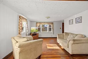 732 Staples St, Taunton, MA 02718 - Photo 12