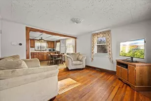 732 Staples St, Taunton, MA 02718 - Photo 14