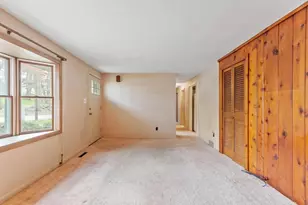 69 Byam Rd, Chelmsford, MA 01824 - Photo 4