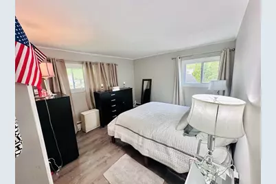 37 Humes Ave, Worcester, MA 01605 - Photo 18
