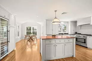 50 Brooks St, Winchester, MA 01890 - Photo 10