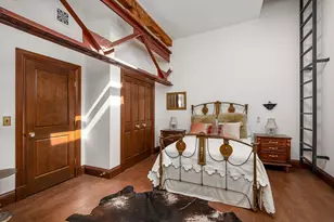 30 Pleasant St, Northampton, MA 01060 - Photo 32