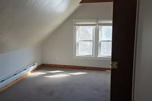 274 Pleasant St, Gardner, MA 01440 - Photo 12