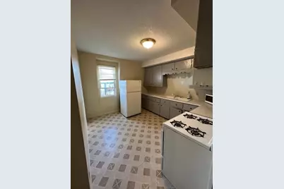 153 Jencks St, Fall River, MA 02723 - Photo 8