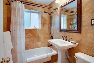 39 Westgate Rd #4, Boston, MA 02467 - Photo 4