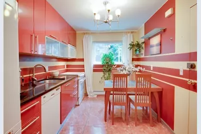 39 Westgate Rd #4, Boston, MA 02467 - Photo 2