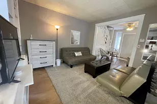 35 Iowa St, Worcester, MA 01602 - Photo 2
