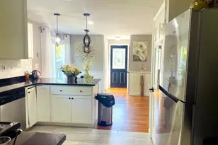 219 Fernwood Dr, Gardner, MA 01440 - Photo 4