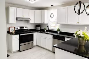219 Fernwood Dr, Gardner, MA 01440 - Photo 2
