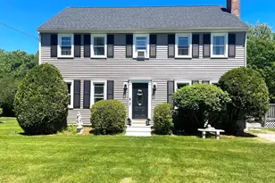 219 Fernwood Dr, Gardner, MA 01440 - Photo 1