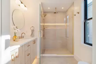 246 Bremen St, Boston, MA 02128 - Photo 24
