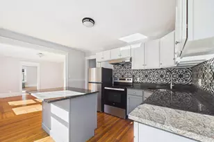 6 Hancock St, Salem, MA 01970 - Photo 2