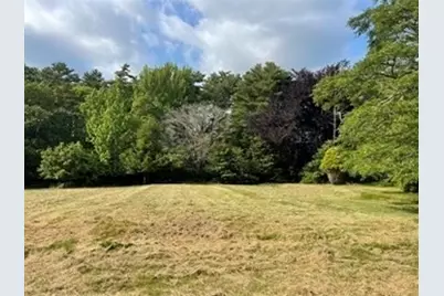 349 Old Fall River Rd, Dartmouth, MA 02747 - Photo 8