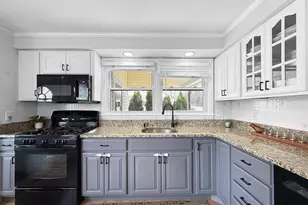 565 Lake St, Shrewsbury, MA 01545 - Photo 2