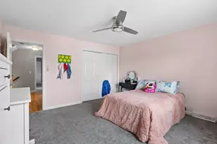 25 Farmington Dr, Shrewsbury, MA 01545 - Photo 20