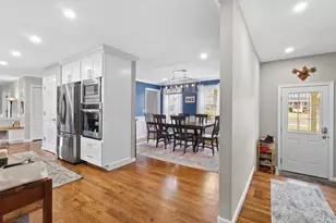 25 Farmington Dr, Shrewsbury, MA 01545 - Photo 12
