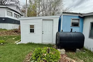 38 Lark Dr, Chicopee, MA 01020 - Photo 14