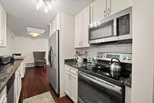 220 Bedford St, Bridgewater, MA 02324 - Photo 4