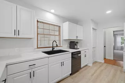 85 Granville Rd, Westfield, MA 01085 - Photo 16