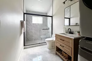 11 Willis Ct, Lynn, MA 01905 - Photo 10