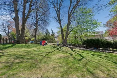 223 Beverly Road, Worcester, MA 01605 - Photo 2