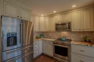 38 Goodnow Ln, Framingham, MA 01702 - Photo 4