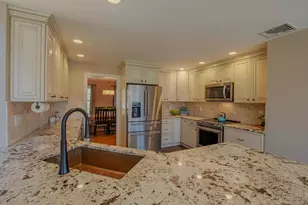 38 Goodnow Ln, Framingham, MA 01702 - Photo 18
