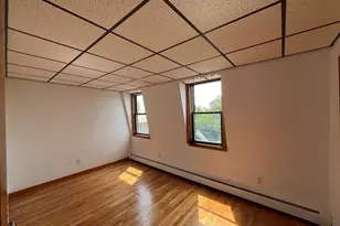 31 Corey St, Everett, MA 02149 - Photo 6