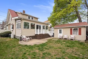 69 Bromfield St, Quincy, MA 02170 - Photo 38