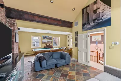 52 Pinckney St, Boston, MA 02114 - Photo 24