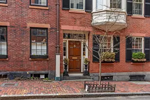 52 Pinckney St, Boston, MA 02114 - Photo 1