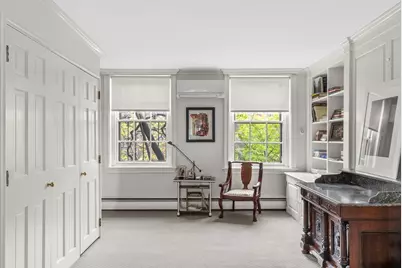 52 Pinckney St, Boston, MA 02114 - Photo 32