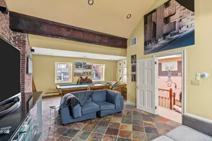 52 Pinckney St, Boston, MA 02114 - Photo 24
