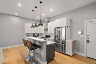 60 Cross St E, Somerville, MA 02145 - Photo 12