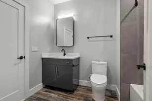 60 Cross St E, Somerville, MA 02145 - Photo 18