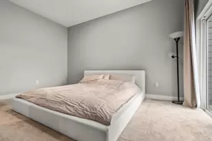 60 Cross St E, Somerville, MA 02145 - Photo 16