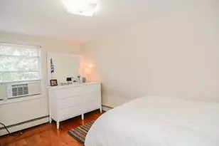 546 E 8th St, Boston, MA 02127 - Photo 18