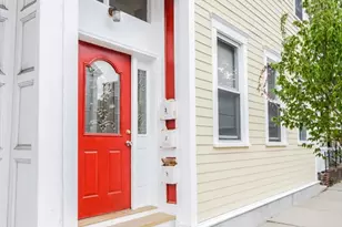546 E 8th St, Boston, MA 02127 - Photo 30