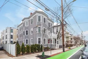 318 Beacon St, Somerville, MA 02143 - Photo 32