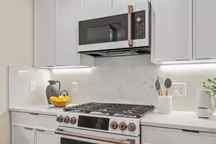 100 Lincoln St, Boston, MA 02135 - Photo 12