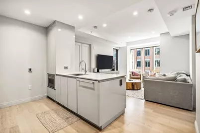 135 Seaport Blvd #906, Boston, MA 02210 - Photo 6