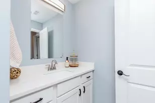 7-H Dumaine Ave, Nashua, NH 03063 - Photo 30