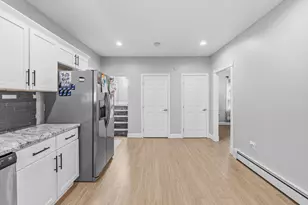 26 Oak St, New Bedford, MA 02740 - Photo 4