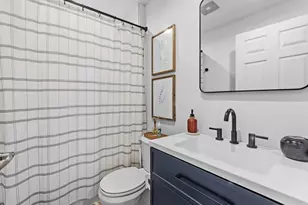 26 Oak St, New Bedford, MA 02740 - Photo 10