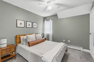 26 Oak St, New Bedford, MA 02740 - Photo 12