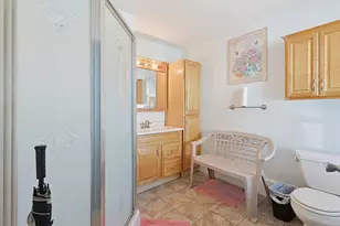 391 Middle St, Fall River, MA 02724 - Photo 22