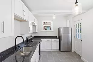70 Commandants Wy, Chelsea, MA 02150 - Photo 8