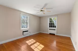 127 Fairway Dr, Newton, MA 02465 - Photo 8