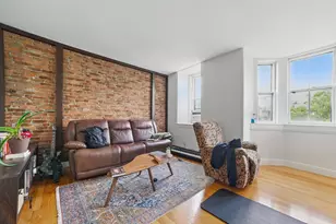 102 Appleton St, Boston, MA 02116 - Photo 2