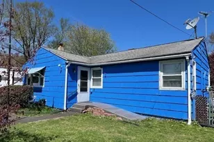 44 Wilson Ave, Chicopee, MA 01013 - Photo 2